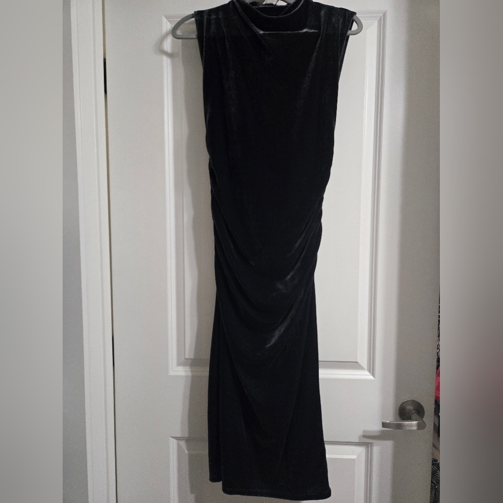 Comfy Dark Gray Body Con Velvet Evening Dress